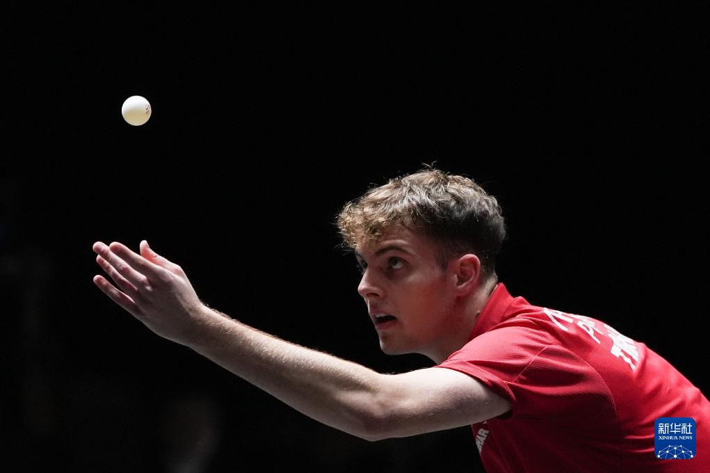 综合设施占 综合设施占