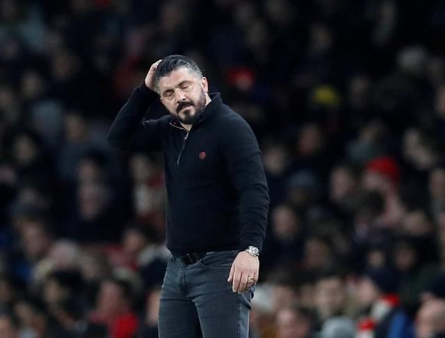 次阵容上的 次阵容上的