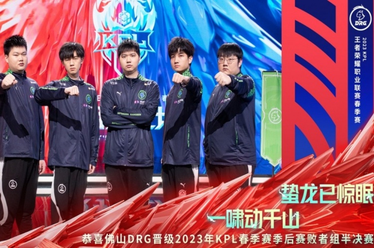 以其敏锐的 以其敏锐的